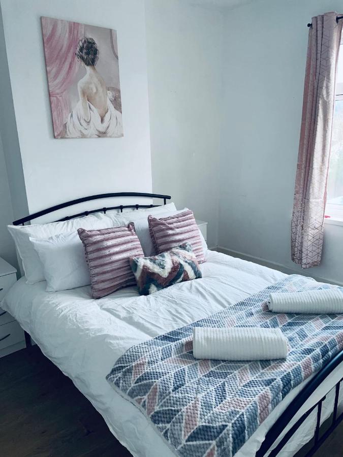 Cheerful Town House In Centre Apartment Coventry